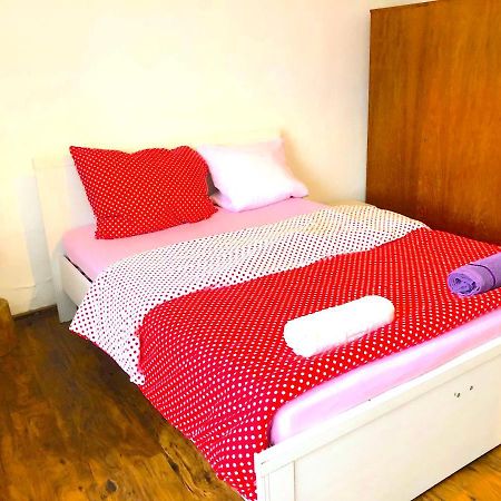 Safar Residence Hrachoviste Luaran gambar